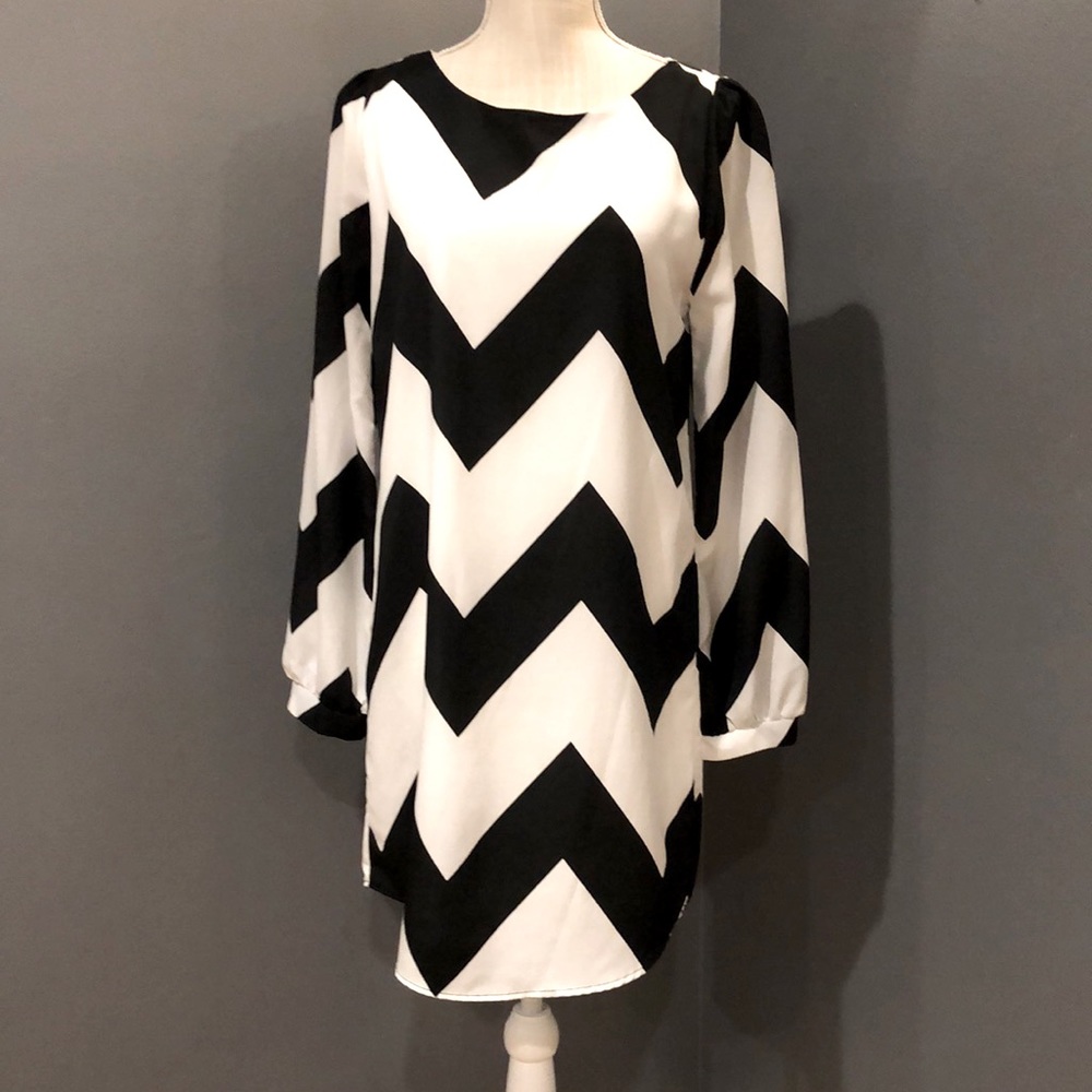 EVERLY Chevron blouse
